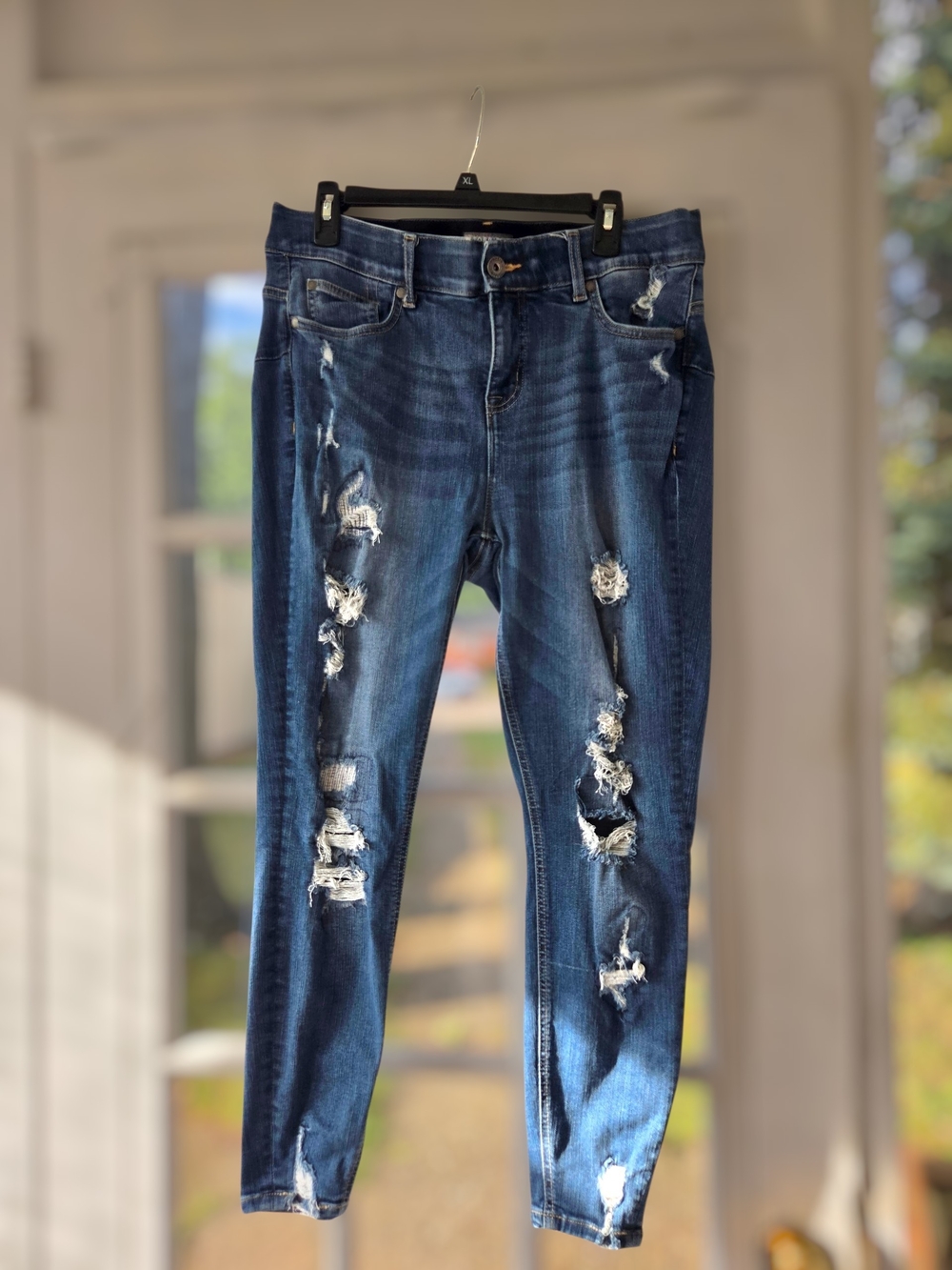 Torrid Bombshell Skinny Distressed Dark Wash Jeans | Premium Stretch 16R